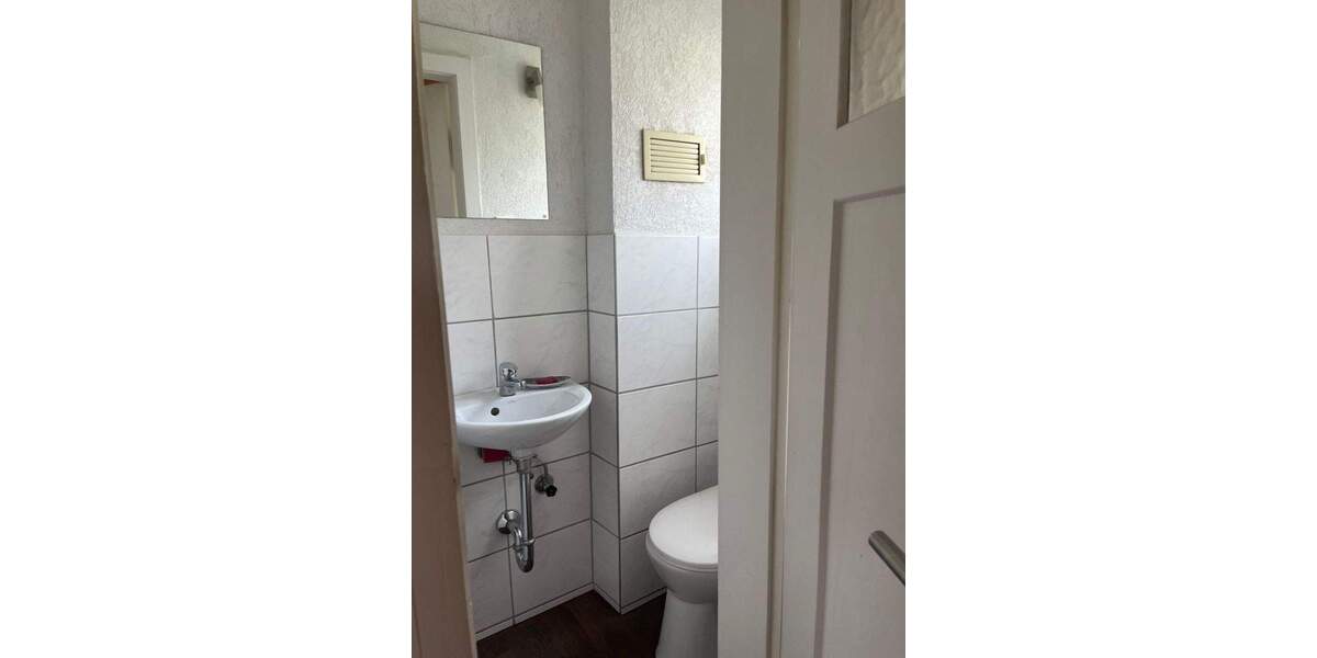 Freistehendes Einfamilienhaus mit viel Charme! 7 zimmer