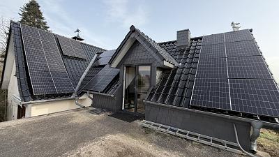 FAMILIENHAUS MIT GARTEN UND PHOTOVOLTAIK - Einfamilienhaus Barenburg | Angebot:25958730