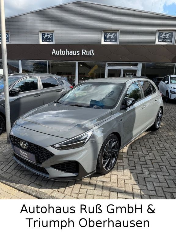 i30