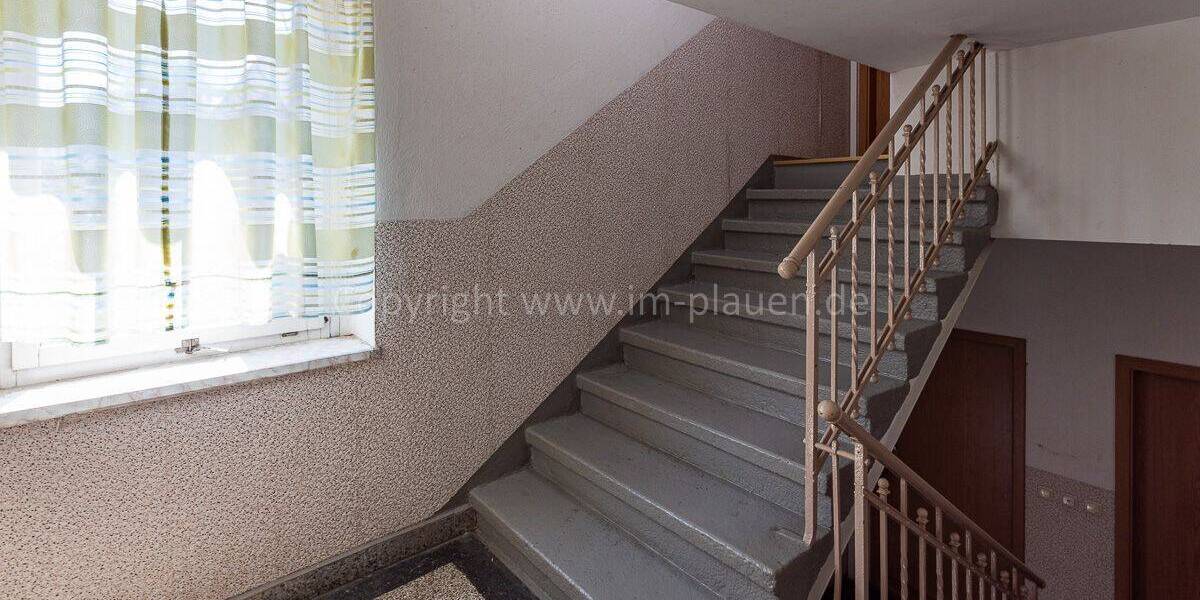 teil vermietetes Mehrfamilienhaus zum Kauf in Rodewisch nahe Auerbach und Plauen - 6 Wohneinheiten 1 zimmer