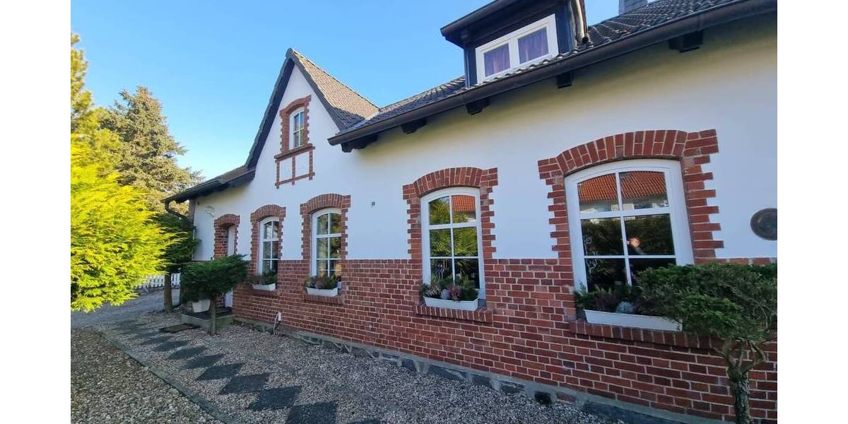Mehrfamilienhaus, Wohnhaus Sagard Neddesitz - 9 Zimmer, 260 m&sup2;, 495.000&euro; | Angebot:25705304