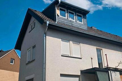 Haus Butzbach - 5 Zimmer, 120 m&sup2;, 280.000&euro; | Angebot:26960079