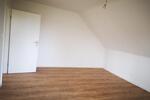 Dachgeschoßwohnung Langenhagen Engelbostel - 2 Zimmer, 75 m&sup2;, 743&euro; | Angebot:26492048