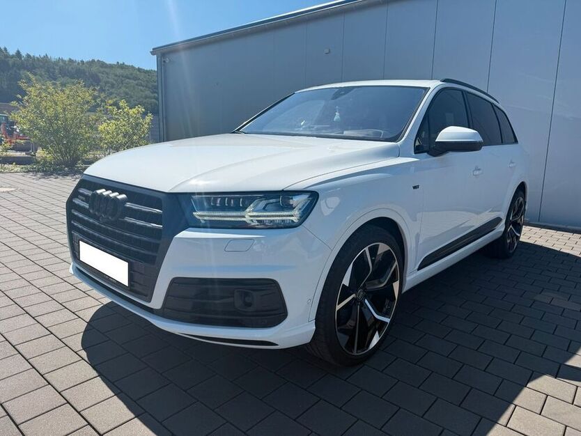 Q7