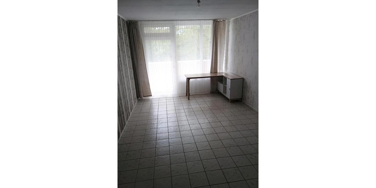Etagenwohnung Frankfurt am Main Nied - 1 Zimmer, 79 m&sup2;, 245.000&euro; | Angebot:25319496