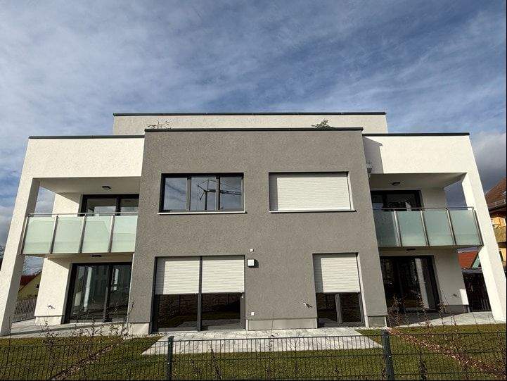 Etagenwohnung Roßtal - 3 Zimmer, 95 m&sup2;, 479.000&euro; | Angebot:25671517