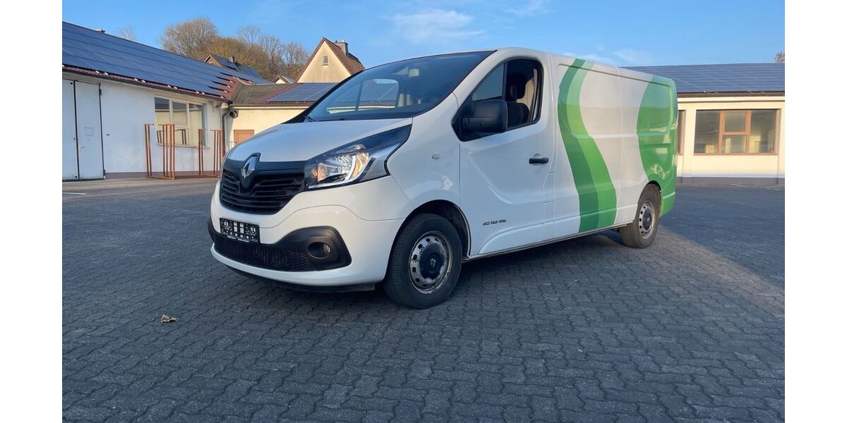 Renault Trafic 129.000 km 11.350 &euro; Sundern 59846