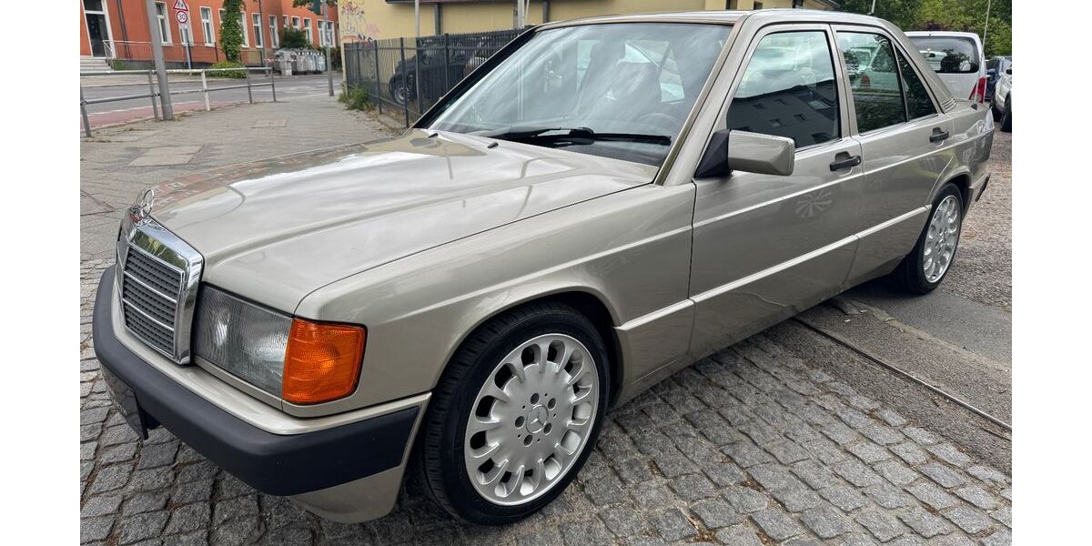 Mercedes-Benz 190 167.000 km 9.990 &euro; Berlin - Tempelhof 12107