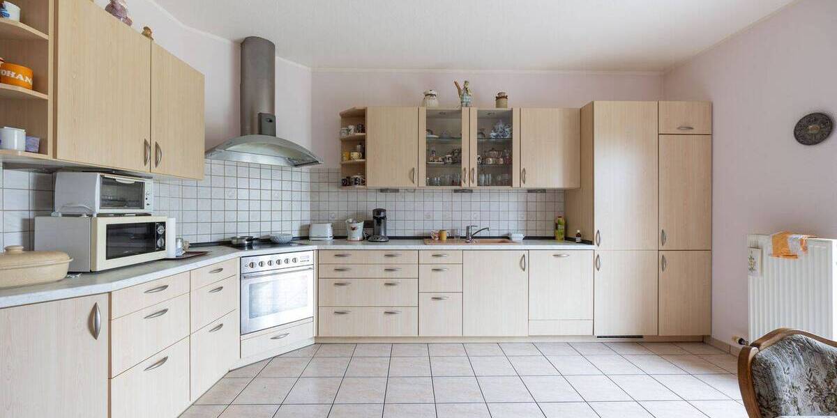 Mehrfamilienhaus, Wohnhaus Moers Kapellen-Mitte - 1 Zimmer, 220 m&sup2;, 699.000&euro; | Angebot:21701253