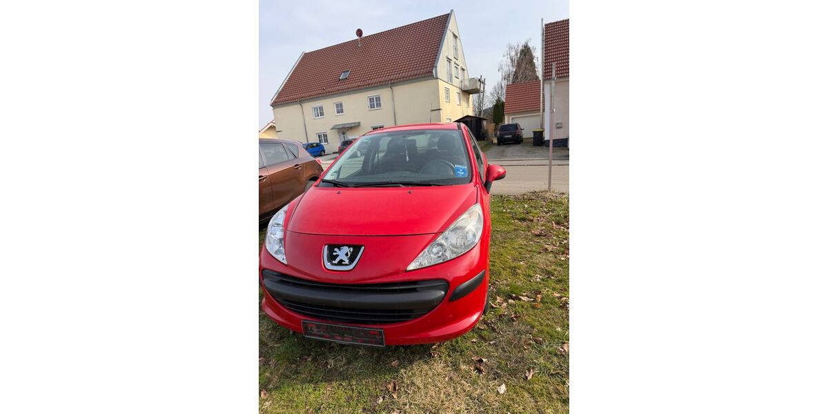 Peugeot 207 158.900 km 899 &euro; Kronburg 87758