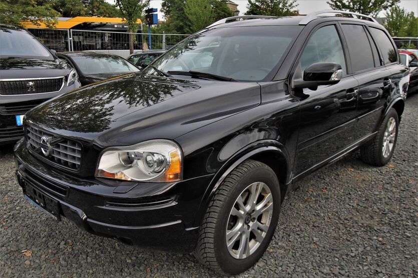 Volvo XC90 100.000 km 18.880 € Leipzig 04289