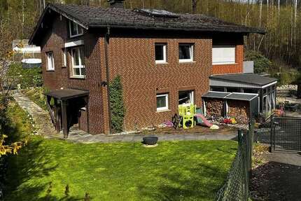 Haus Warstein-Allagen Allagen - 6 Zimmer, 140 m&sup2;, 290.000&euro; | Angebot:26821211