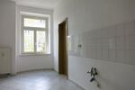 Für Ihren Start als Anleger - kleine Wohnung mit Fenster in Küche und Bad! - Etagenwohnung Chemnitz Schloßchemnitz | Angebot:25342466