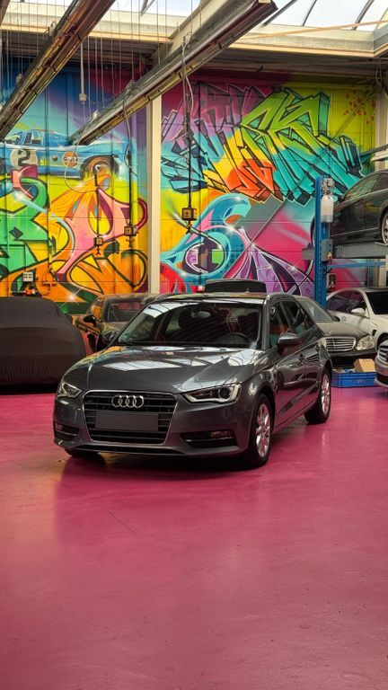 Audi A3 169.447 km 10.999 € Wolfsburg 38446