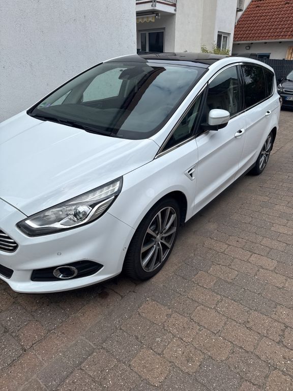 S-Max