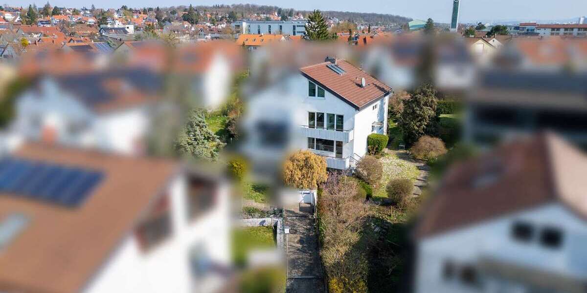 Einfamilienhaus Korntal - 8 Zimmer, 195 m&sup2;, 835.000&euro; | Angebot:26814454