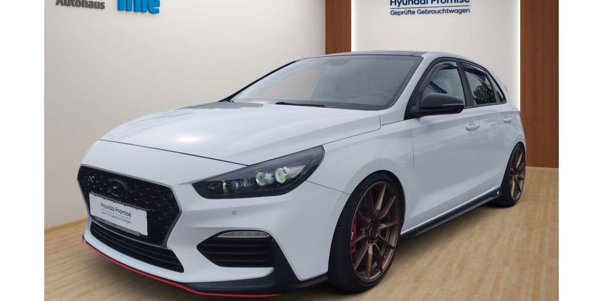 Hyundai i30 62.279 km 22.990 &euro; Freyburg 06632