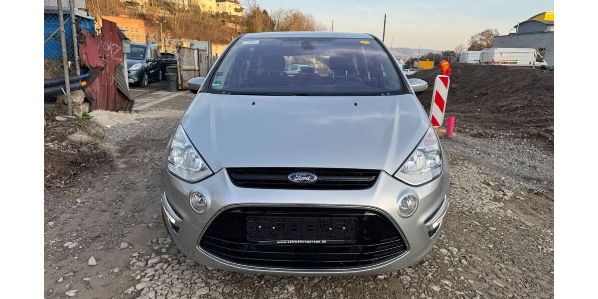 Ford S-Max 60.000 km 8.900 &euro; Stuttgart 70376