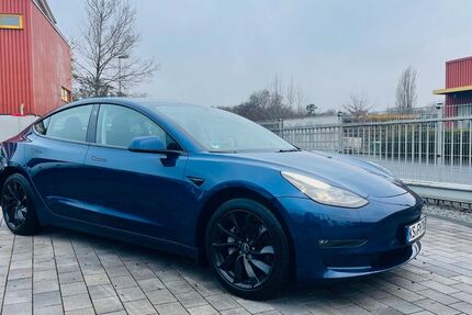 Tesla Model 3 55.100 km 33.900 &euro; Baunatal 34225