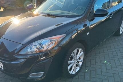 Mazda 3 61.500 km 6.900 &euro; Berlin 13127