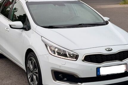 Kia ceed / Ceed 158.000 km 6.690 &euro; Berlin 12351
