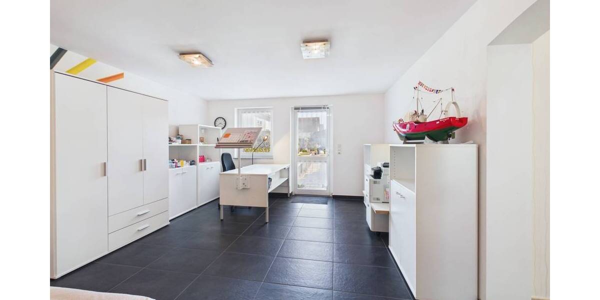 Einfamilienhaus Saarbrücken / Klarenthal Klarenthal - 6 Zimmer, 226 m&sup2;, 630.000&euro; | Angebot:26244752