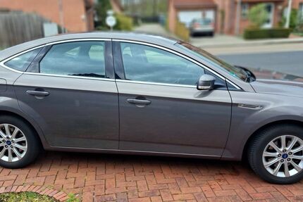 Ford Mondeo 237.000 km 3.800 &euro; Papenburg 26981