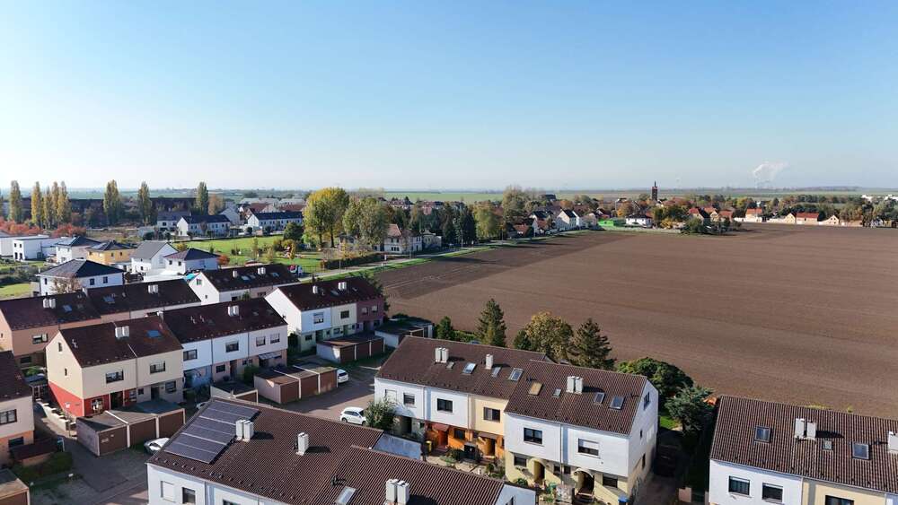 Charmantes Reihenmittelhaus mit Garten, Balkon, Garage und Keller in Großkugel 5 zimmer