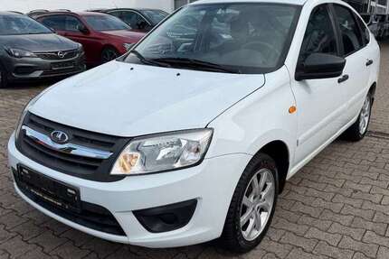 Lada Granta 82.757 km 3.995 &euro; Stuttgart 70597