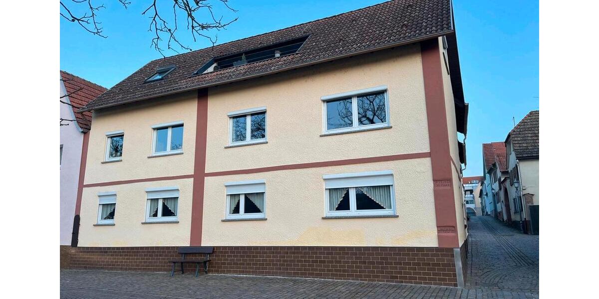 Etagenwohnung Marktheidenfeld - 7 Zimmer, 176 m&sup2;, 420.000&euro; | Angebot:24838927