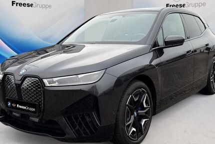 BMW iX 29.677 km 50.490 &euro; Wilhelmshaven 26389