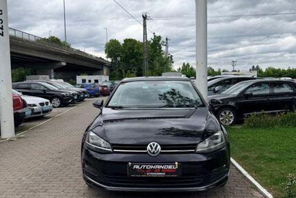 VW Golf 125.000 km 8.799 &euro; München 81825