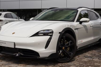 Porsche Taycan 39.900 km 109.990 € Nürnberg 90425