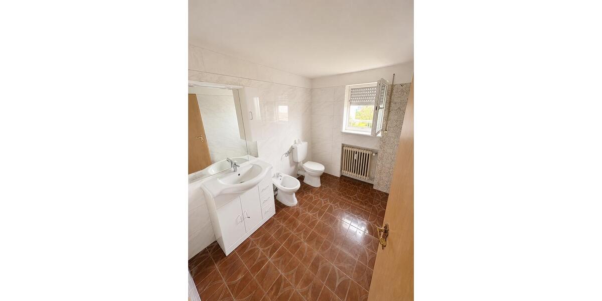 Mehrfamilienhaus, Wohnhaus Pfullendorf - 14 Zimmer, 365 m&sup2;, 680.000&euro; | Angebot:27133486