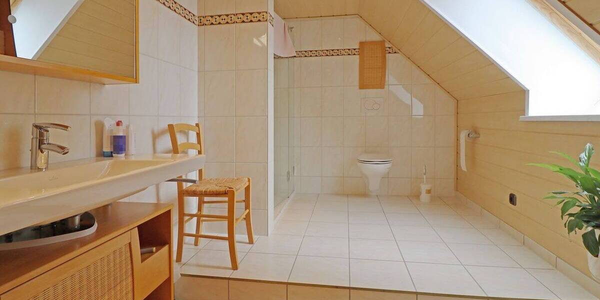 Mehrfamilienhaus, Wohnhaus Lüchow - 8 Zimmer, 246 m&sup2;, 395.000&euro; | Angebot:25687238
