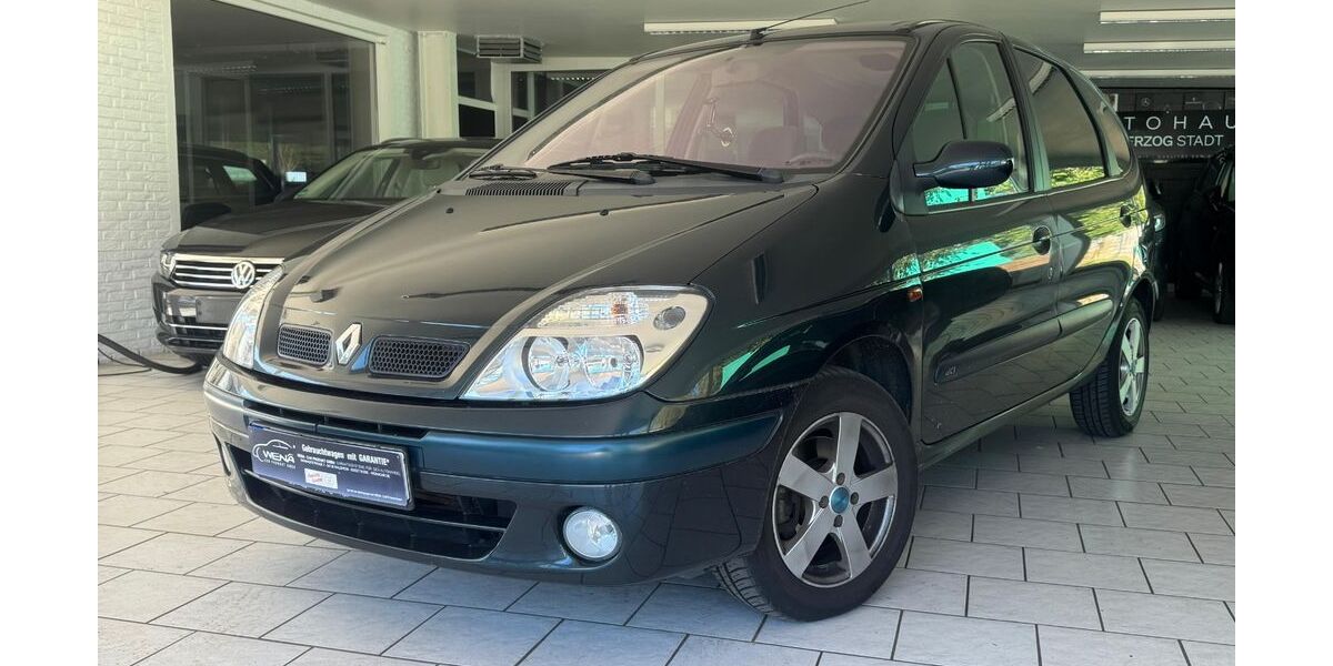 Renault Scenic 204.515 km 2.499 &euro; Mölln 23879