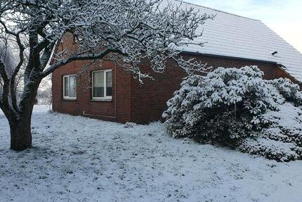 Zweifamilienhaus mit großem Grundstück * Wiesmoor* zimmer