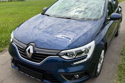 Renault Megane 22.000 km 14.990 &euro; Kirchhundem 57399