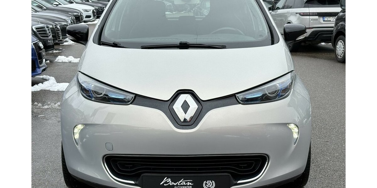 Renault ZOE Intens KEYLESS/TEMPOMAT/KAMERA/NAVI/KLIMA 97.952 km 6.590 &euro; Villingen-Schwenningen 78054