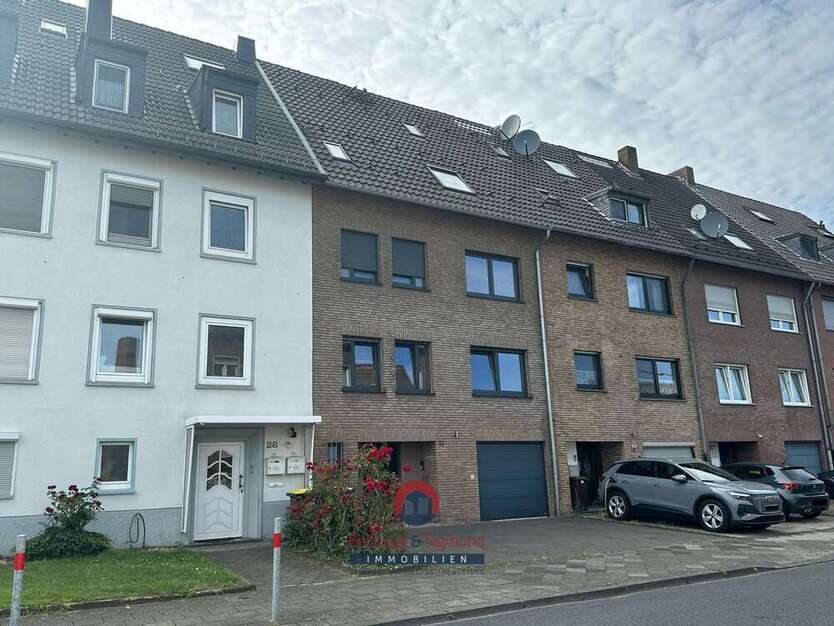 Haus zum Kaufen in Mönchengladbach 489.000 € 215.48 m²