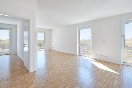 Wohnung Berlin Spandau - 3 Zimmer, 101 m&sup2;, 1.600&euro; | Angebot:25511726