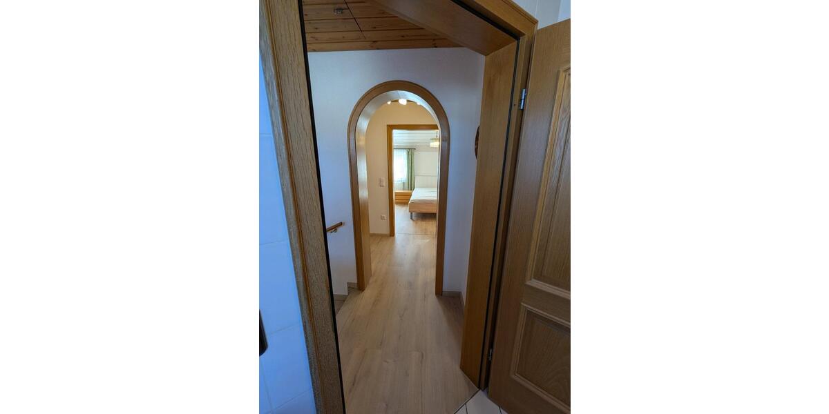 Etagenwohnung Eggenfelden - 2.5 Zimmer, 74 m&sup2;, 750&euro; | Angebot:26303040