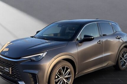 Lexus LBX 16.855 km 31.950 &euro; Wesel 46485