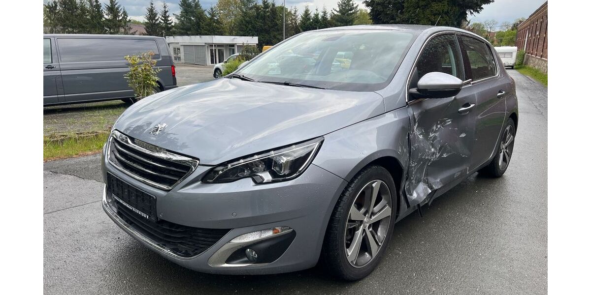 Peugeot 308 70.000 km 4.100 &euro; Werdau 08412