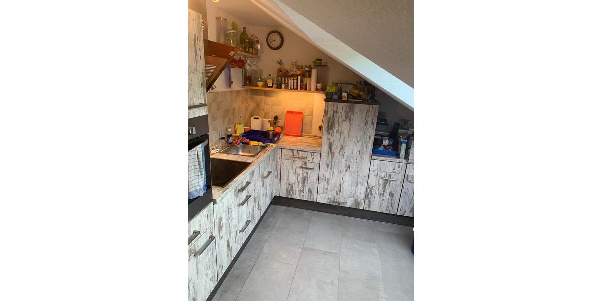 Dachgeschoßwohnung Freudenberg - 3.5 Zimmer, 84 m&sup2;, 820&euro; | Angebot:26296360