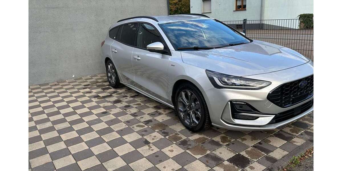 Ford Focus 3.800 km 24.600 &euro; Trier 54294