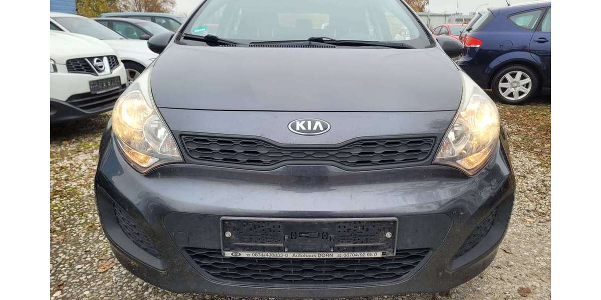 Kia Rio 83.000 km 6.499 &euro; Landshut 84030