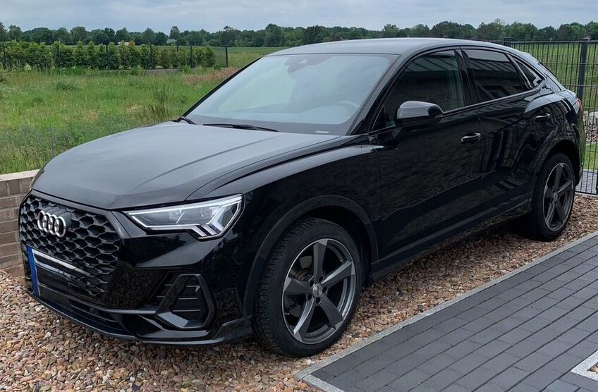 Q3