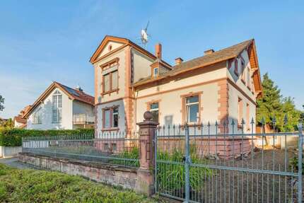 Haus zum Kaufen in Groß-Gerau 679.000 € 193.43 m² 9 zimmer