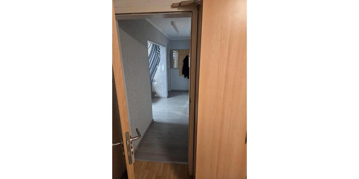 Etagenwohnung Überherrn - 4 Zimmer, 87 m&sup2;, 1.150&euro; | Angebot:25445286